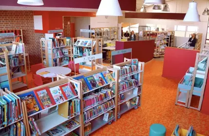 Bibliothèque / Atelier créatif